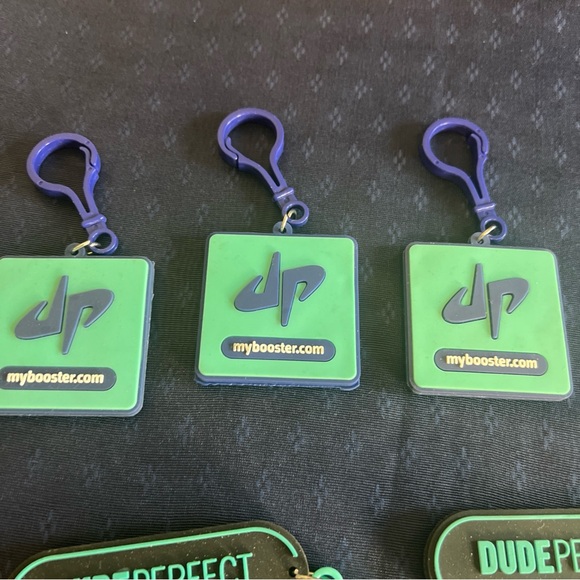 Dude Perfect MyBooster.com Keychain Bag Clip Vinyl Fundraiser Logo Lot Of 5 - Picture 7 of 10